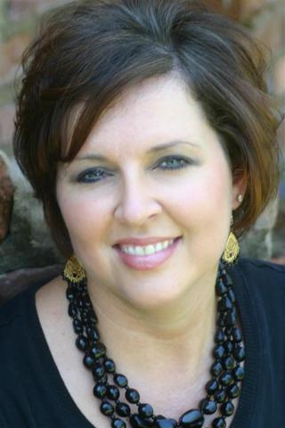 Melanie Foster