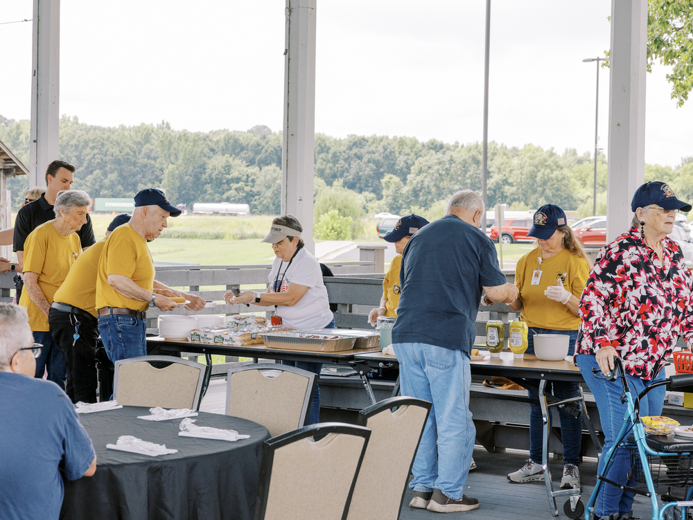 Oxford Senior Center throws a cookout