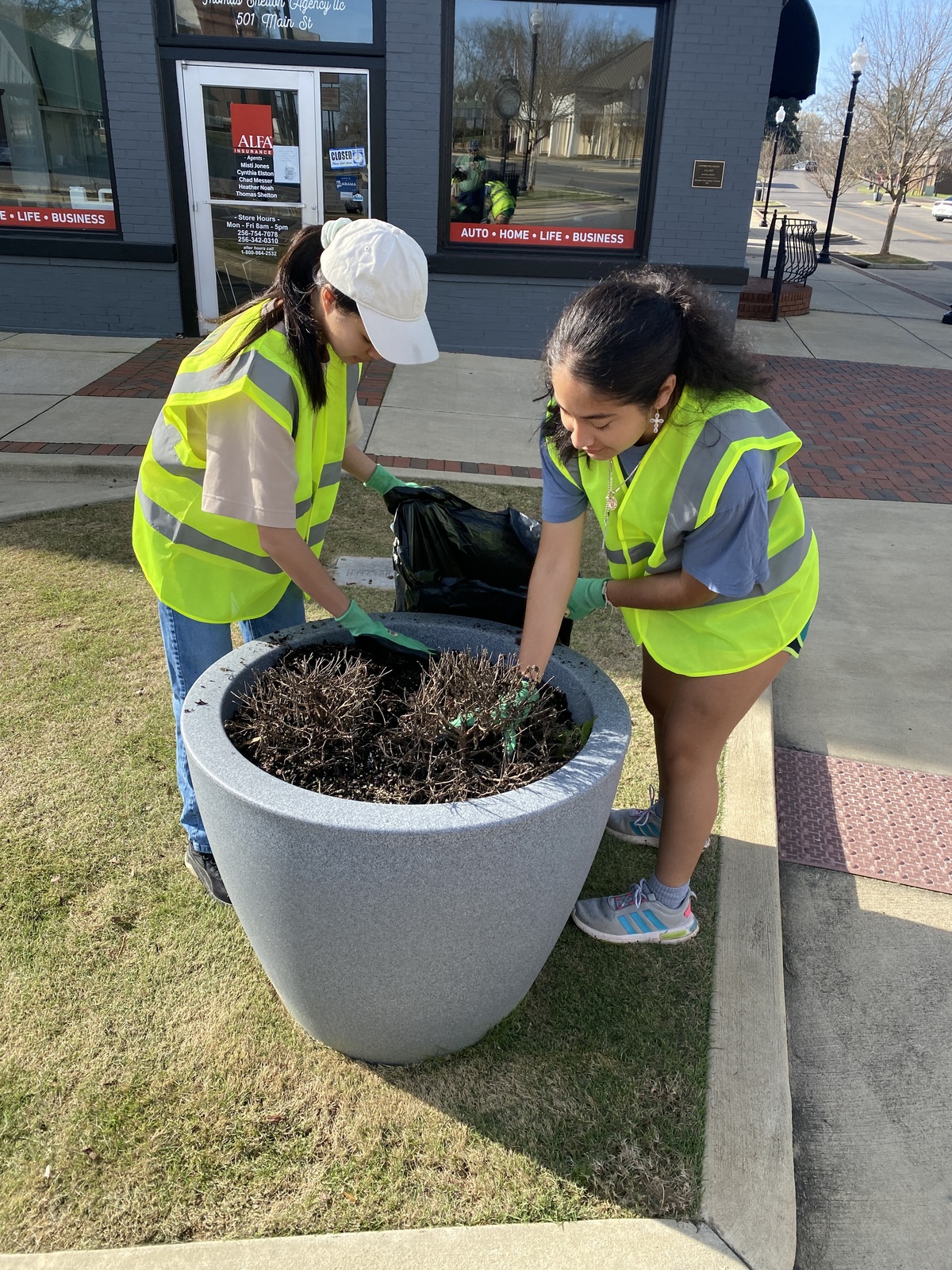 Downtown Litter Clean Up Day