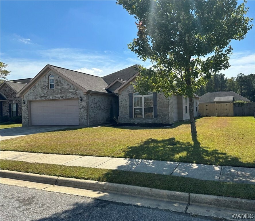 5209 Bristolwood Circle, Northport Home for Sale West Alabama MLS