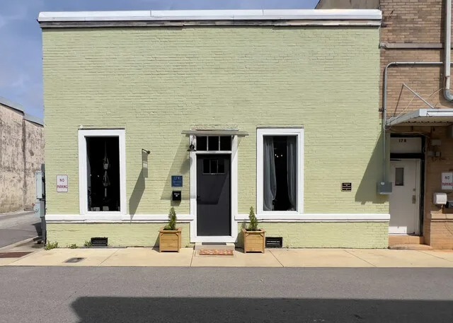  Landers Building 