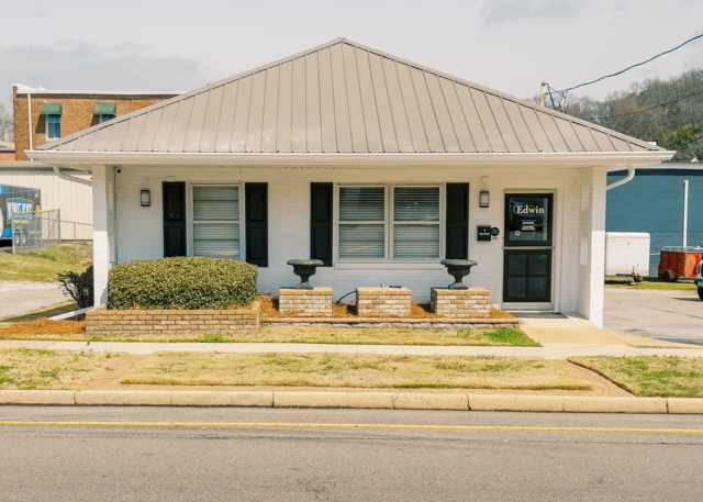  Walker - Lynch Medical Office 