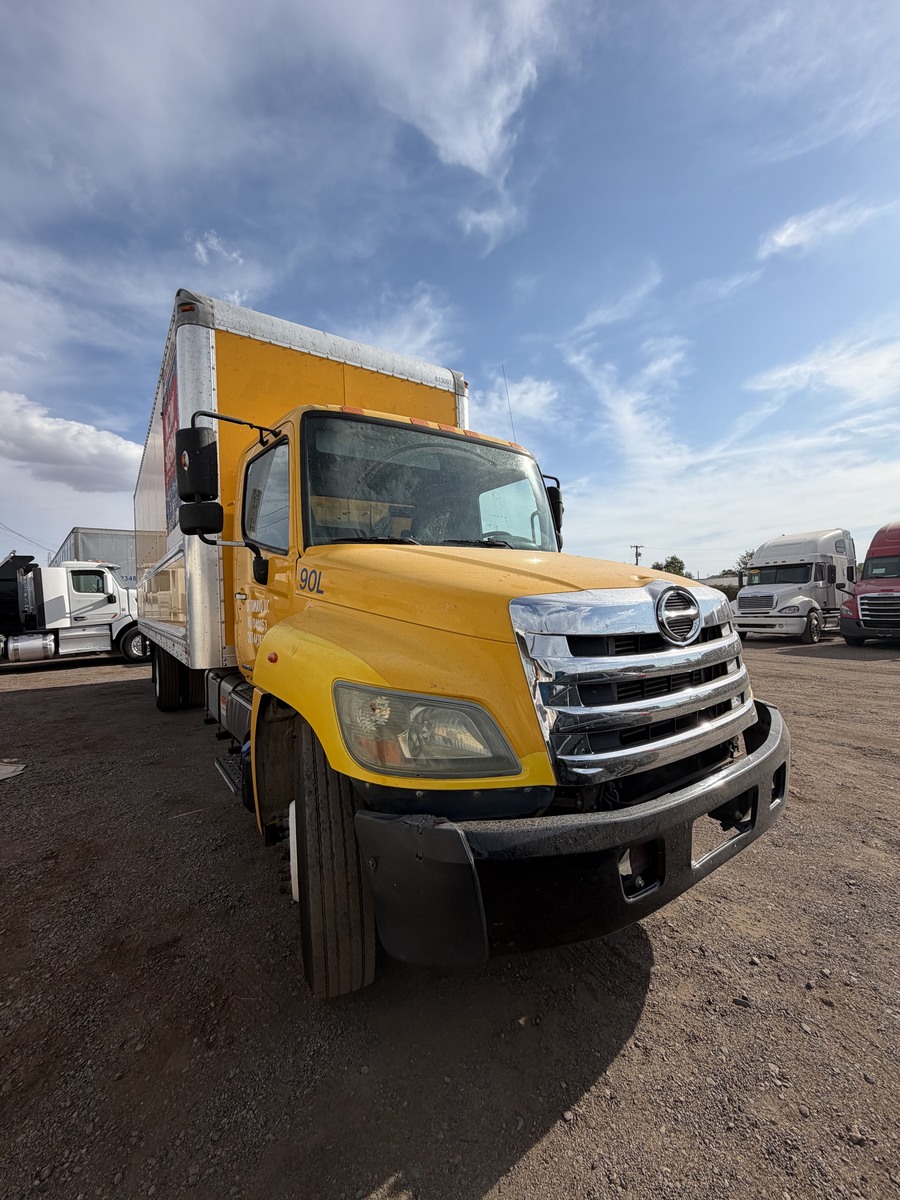 2012 Hino 268
