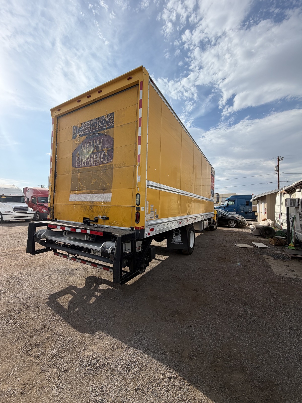 2012 Hino 268