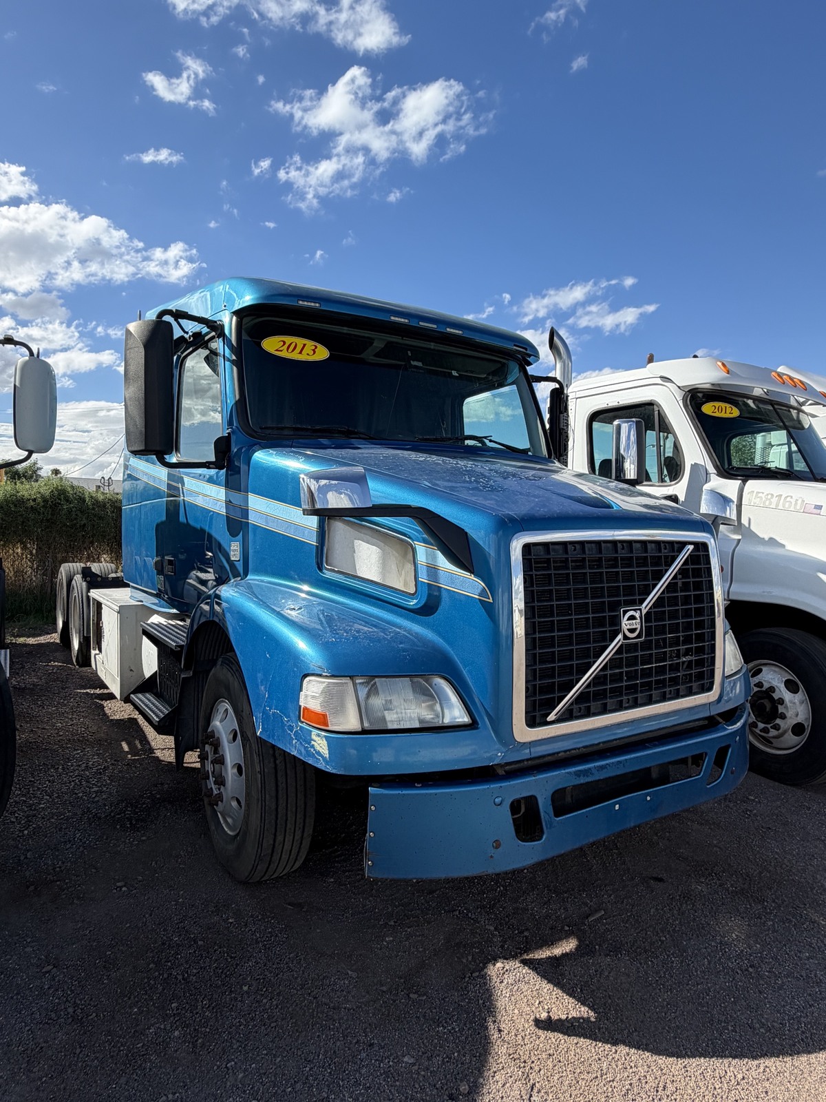 13 Volvo Blue