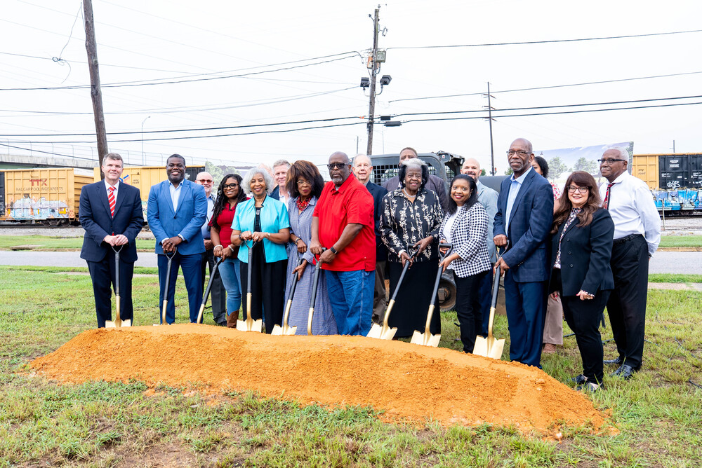 City of Tuscaloosa Holds Groundbreaking for Linton Barbershop Plaza