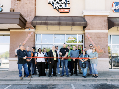 Rock N Roll Sushi makes Oxford Exchange location official