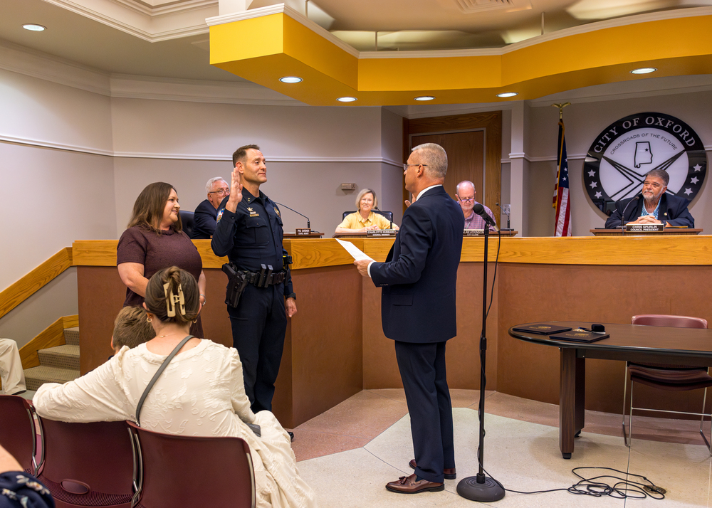 Phipps takes oath of office; Partridge honored