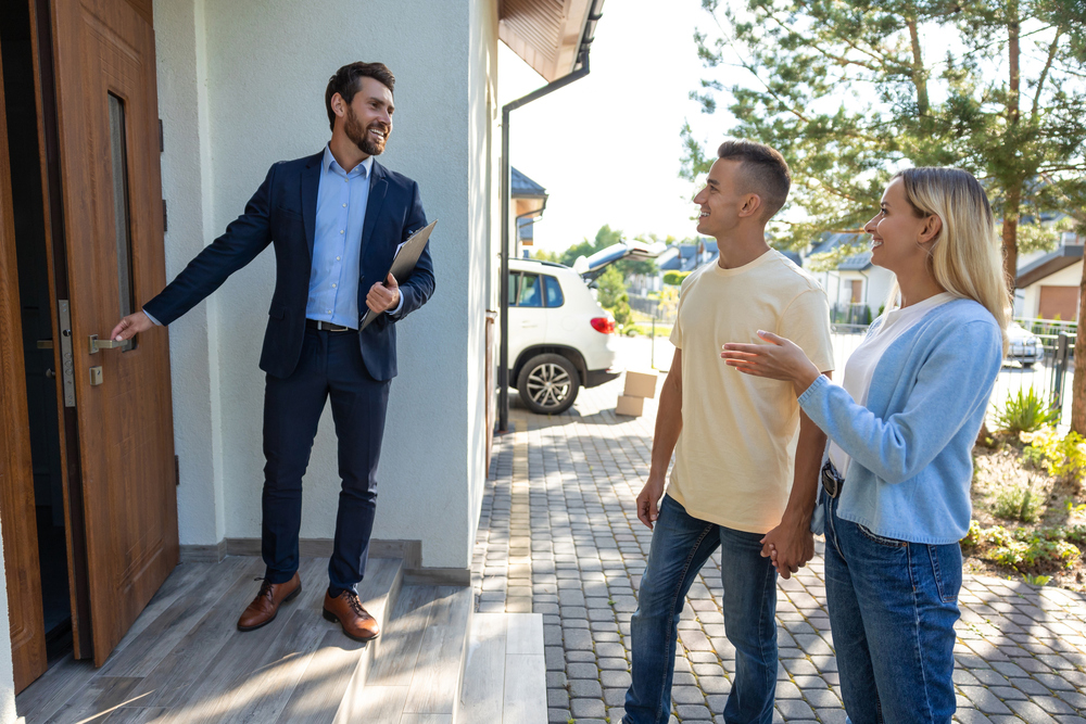 7 Strategies for Working with First-Time Buyers